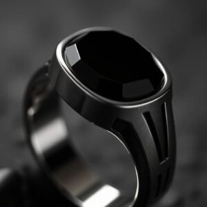 BLACK STONE RING