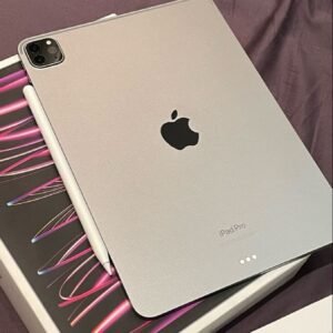 APPLE IPAD PRO WITH APPLE PENCIL